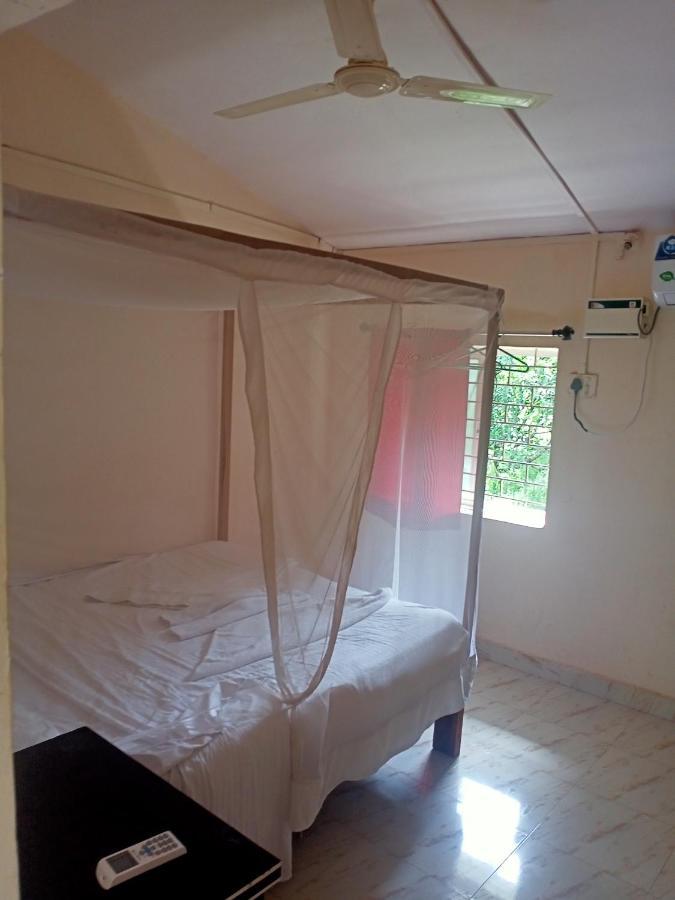 Cabo De Rama Cottage Cola Exterior photo