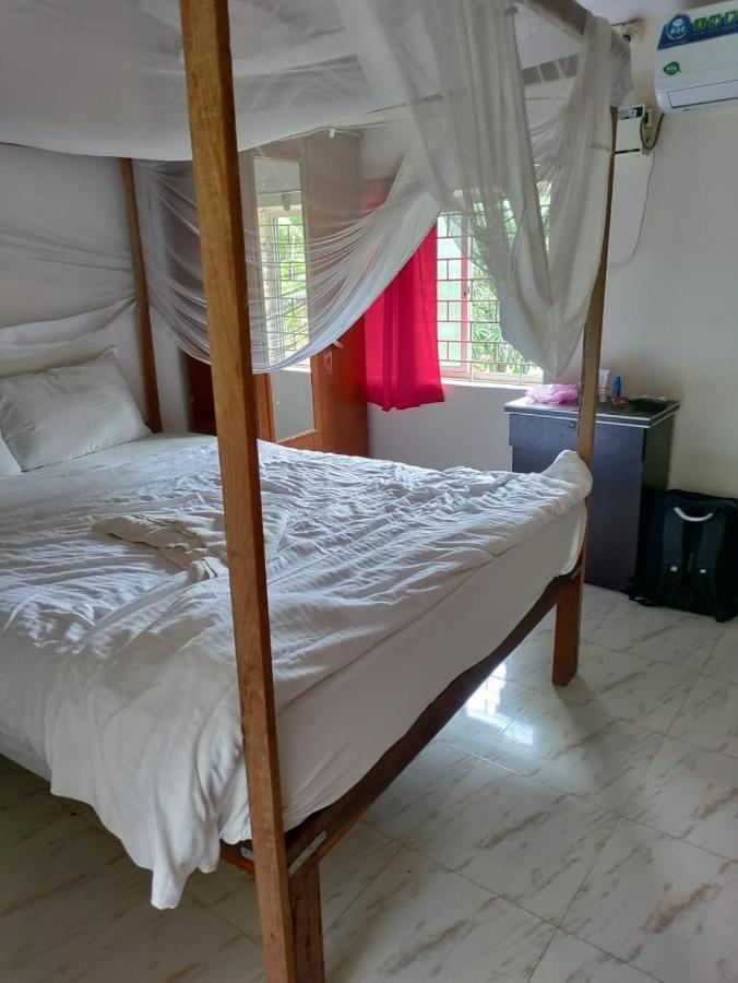 Cabo De Rama Cottage Cola Exterior photo